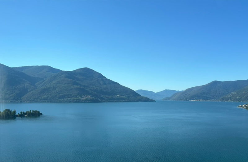 Luxusimmobilie in Ronco sopra Ascona mit freier Sicht auf den Lago Maggiore – Premiumstandort im Tessin