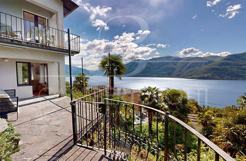 Balkon mit Seeblick